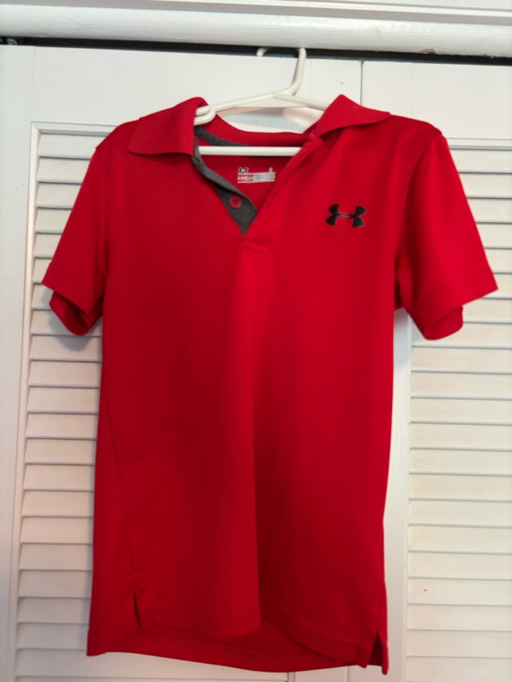 Boys Under Armour Polo - Size 6